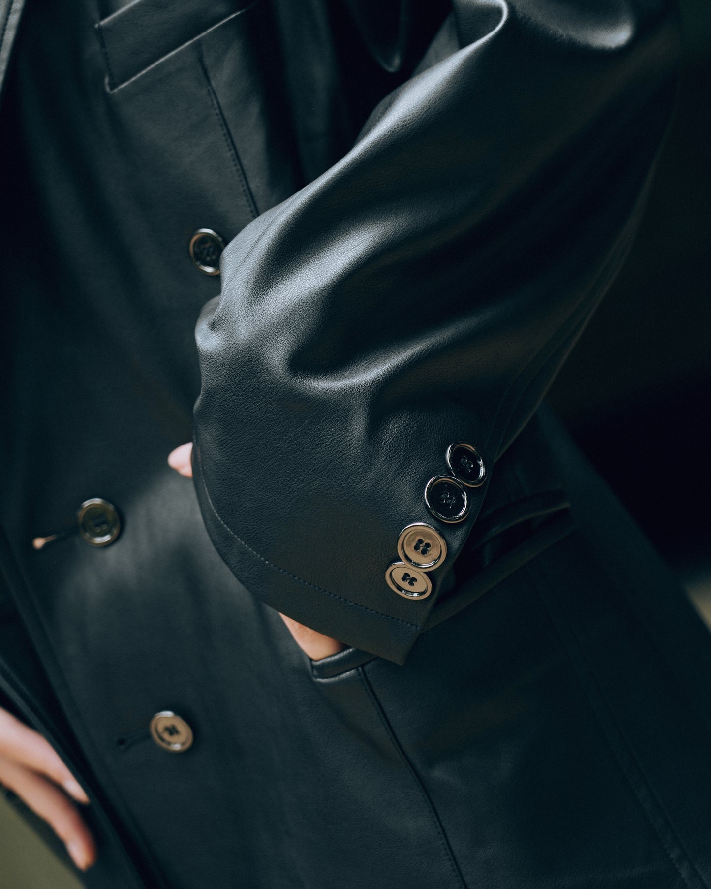 Leather Double Breasted Blazer / USD.190